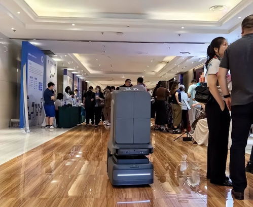 遼寧站 云跡科技復(fù)合多態(tài)機(jī)器UP與酒旅業(yè)共建科技服務(wù)新范式